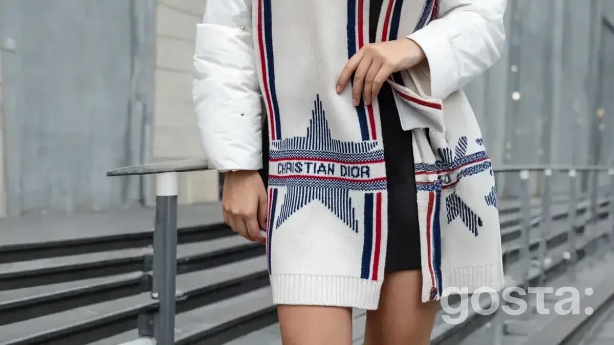 Одяг та аксесуари від бренду Dior