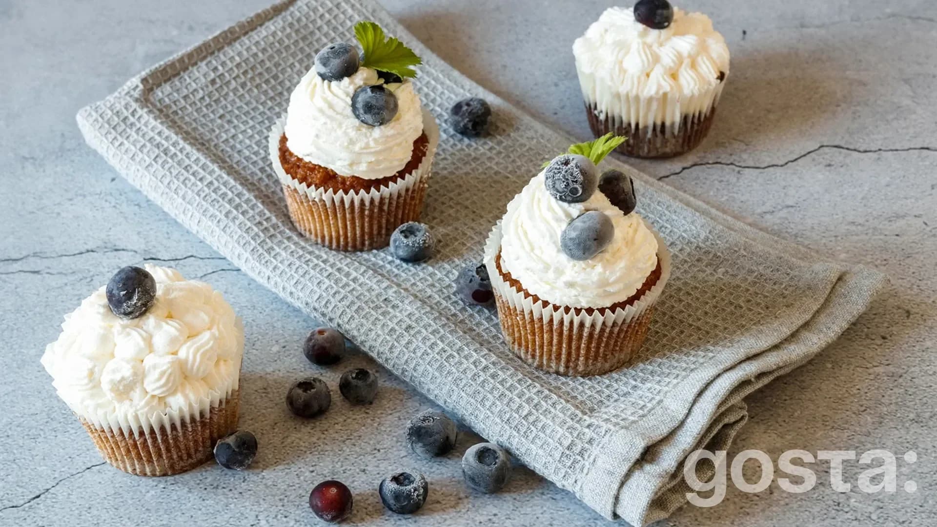 gosta natsionalnyi den kapkeikiv national cupcake day