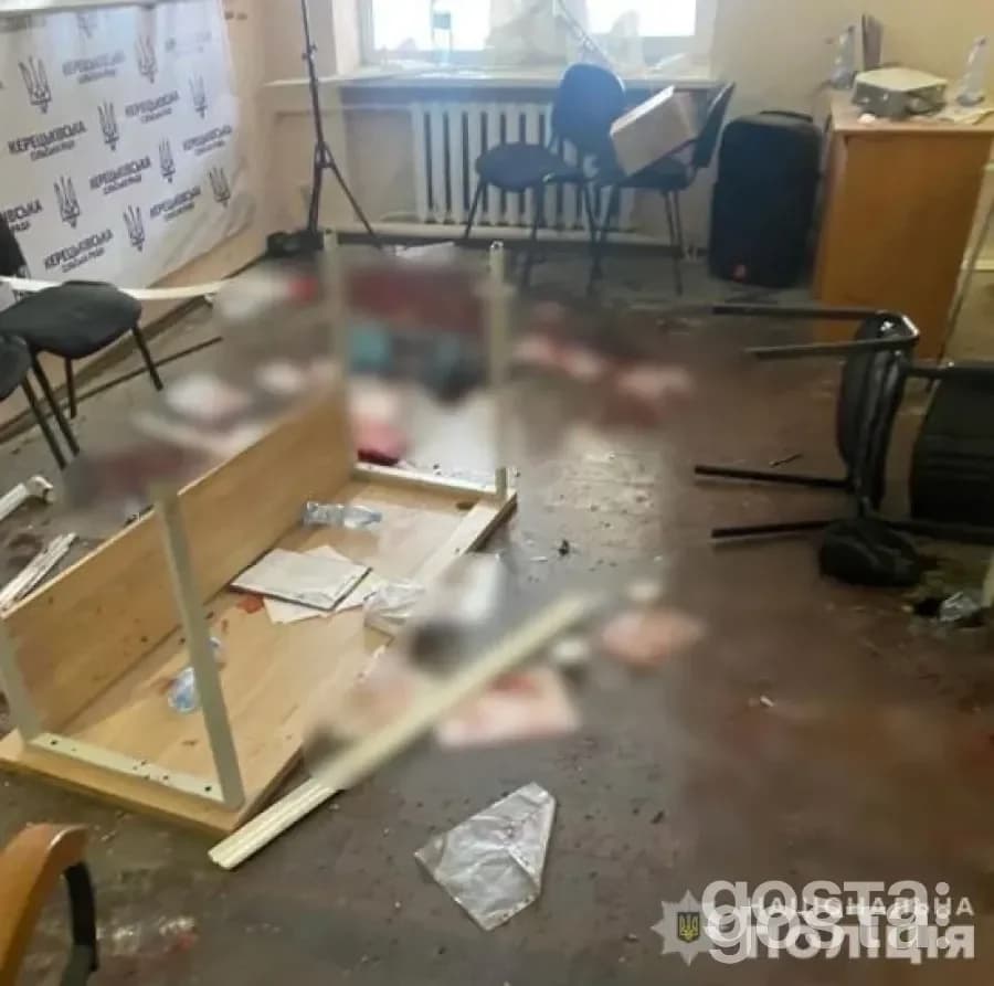 Терористичний акт у сільраді на Закарпатті: депутат підірвав гранати