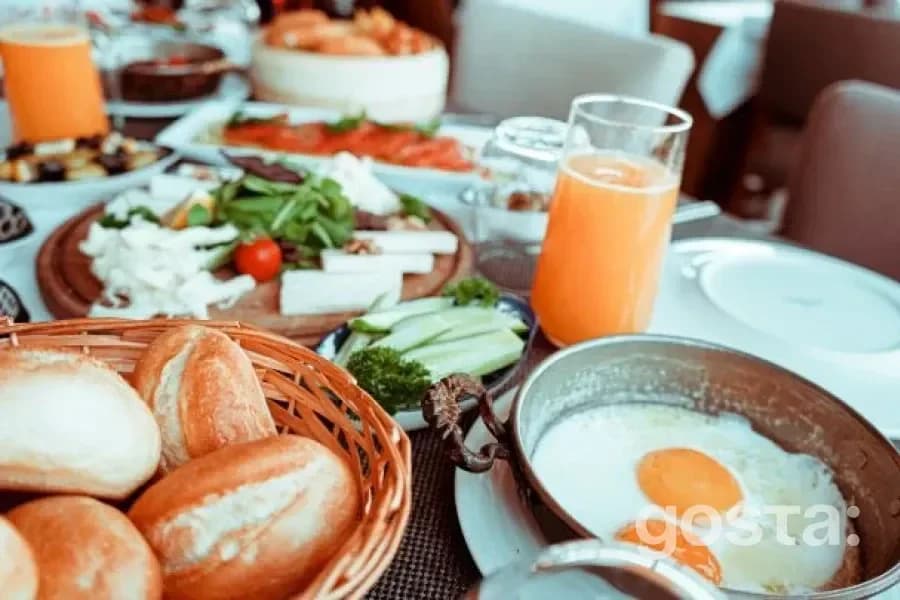 Легка зміна: Коли найкращий час для сніданку для довголіття
