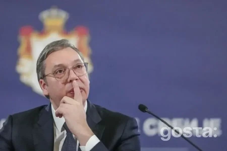 Літак президента Сербії Олександра Вучича здійснив вимушену посадку в Баку через загрози безпеці