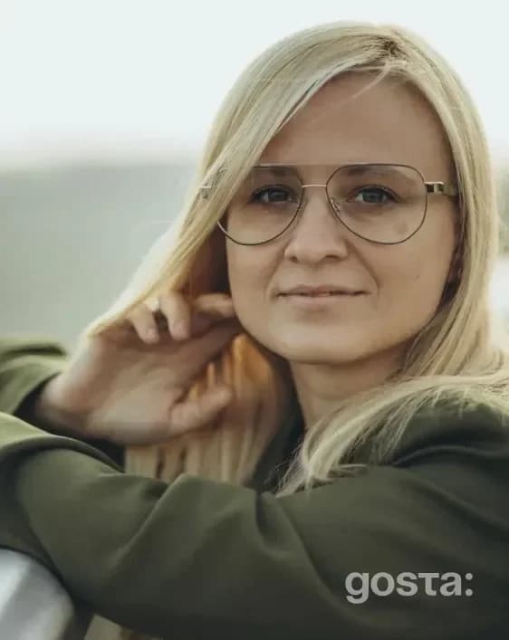 Науковець з України, що досліджує нові галактики з полярними кільцями, важливими для астрономії.