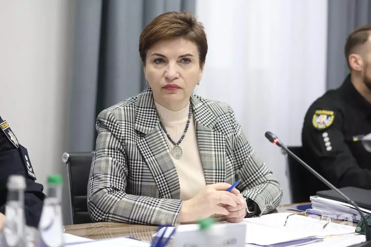 Наукова рада МВС України обговорює пріоритети для покращення наукової діяльності в оборонному секторі.