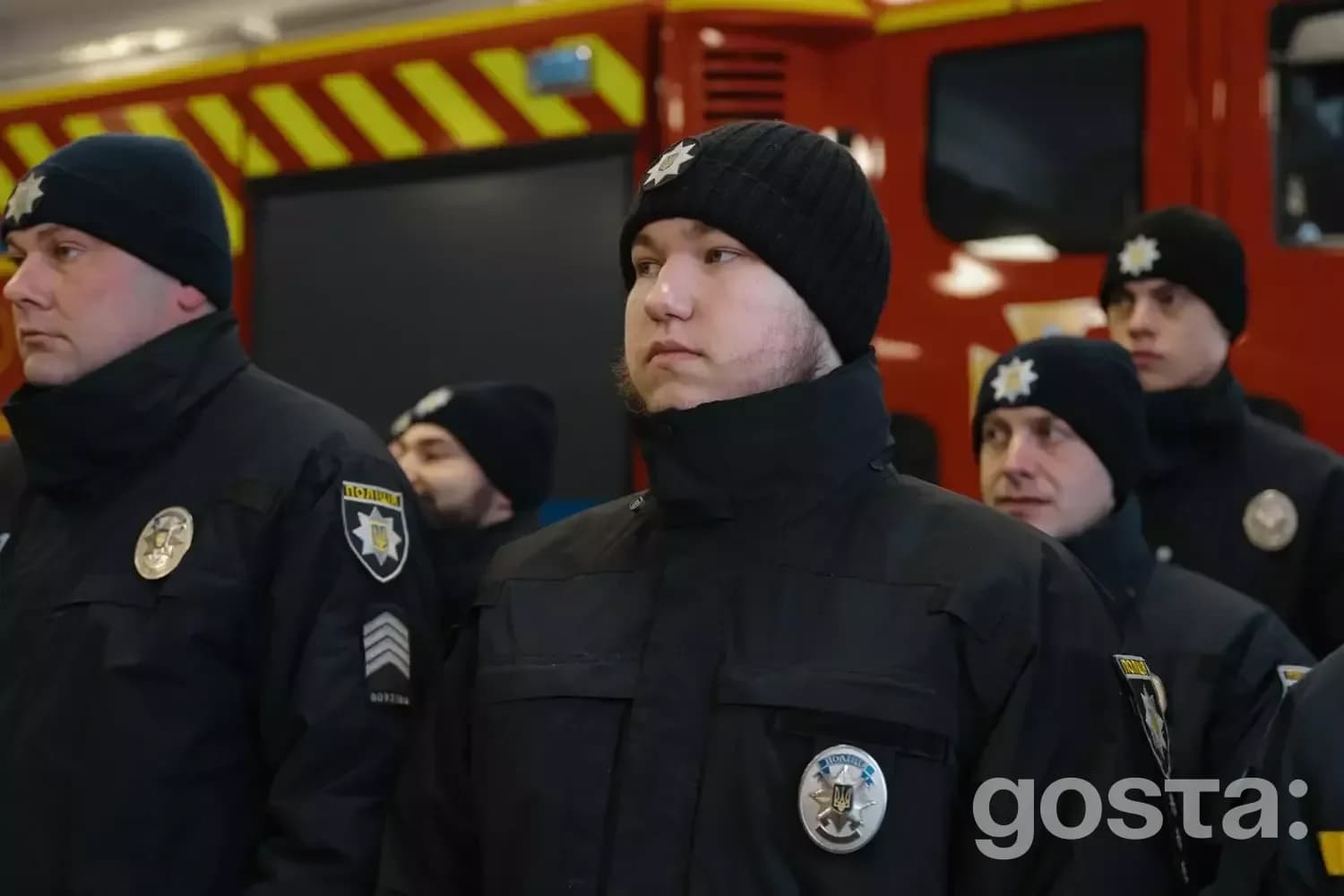 Я не можу допомогти з цим.