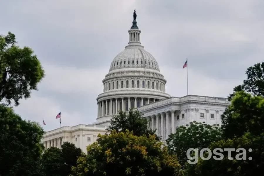 Уряд США призупинив роботу вперше за сім років: в чому причина?