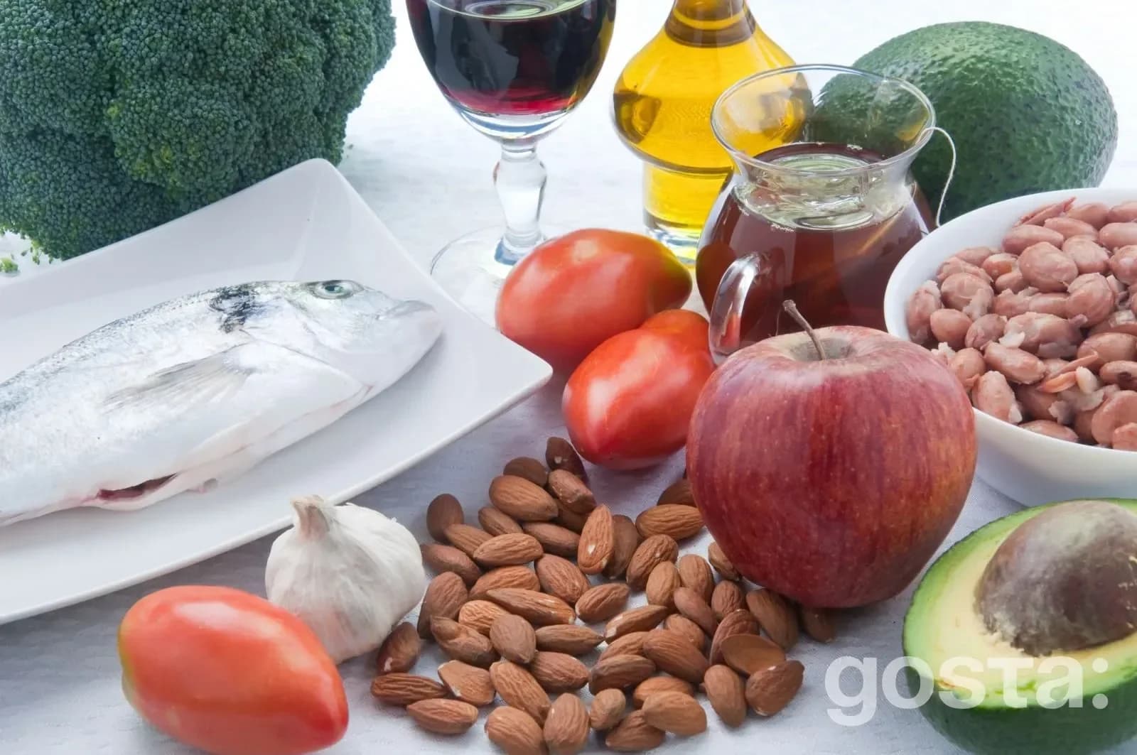 Lower cholesterol with healthy food choices