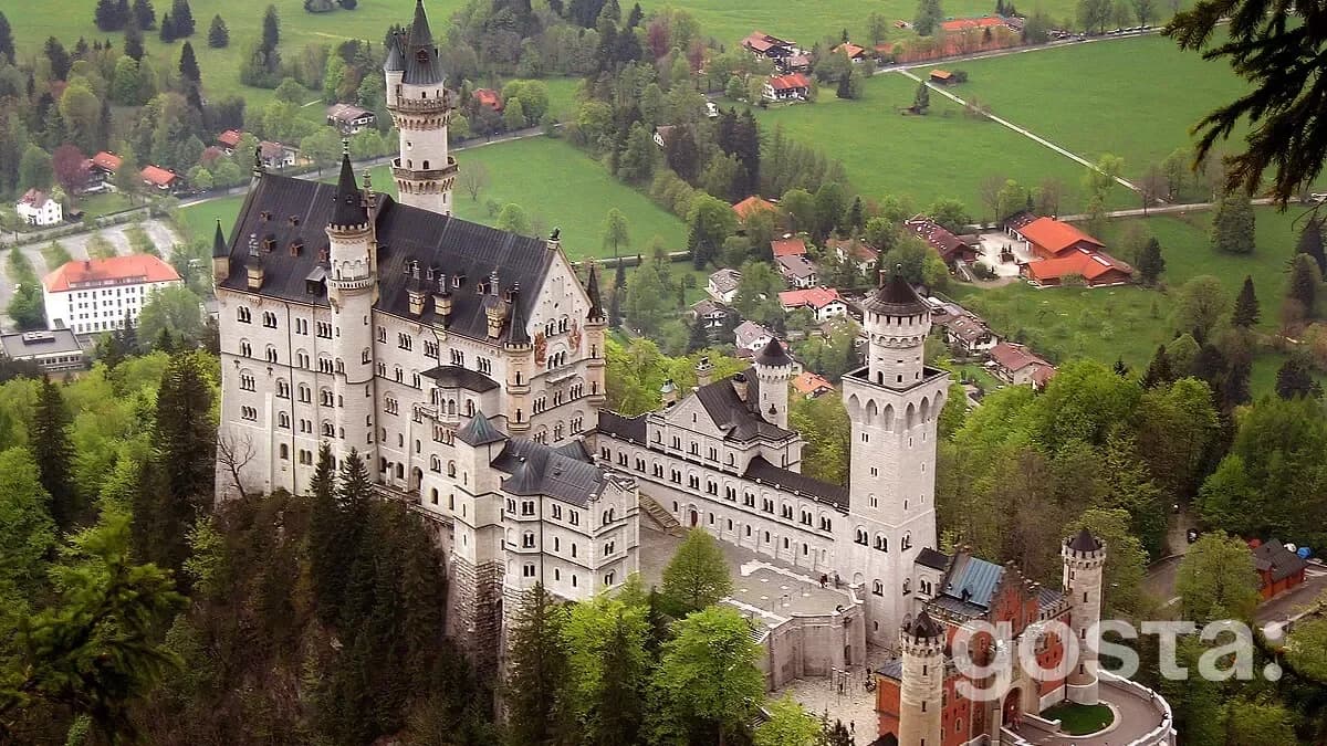 Neuschwanstein Castle: Interesting Facts