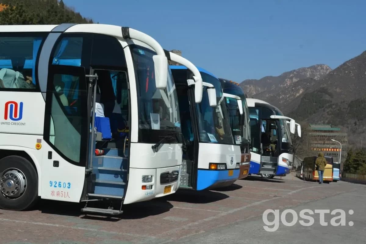 Що враховувати під час оренди автобуса в Дніпрі: кількість місць, маршрут і комфорт