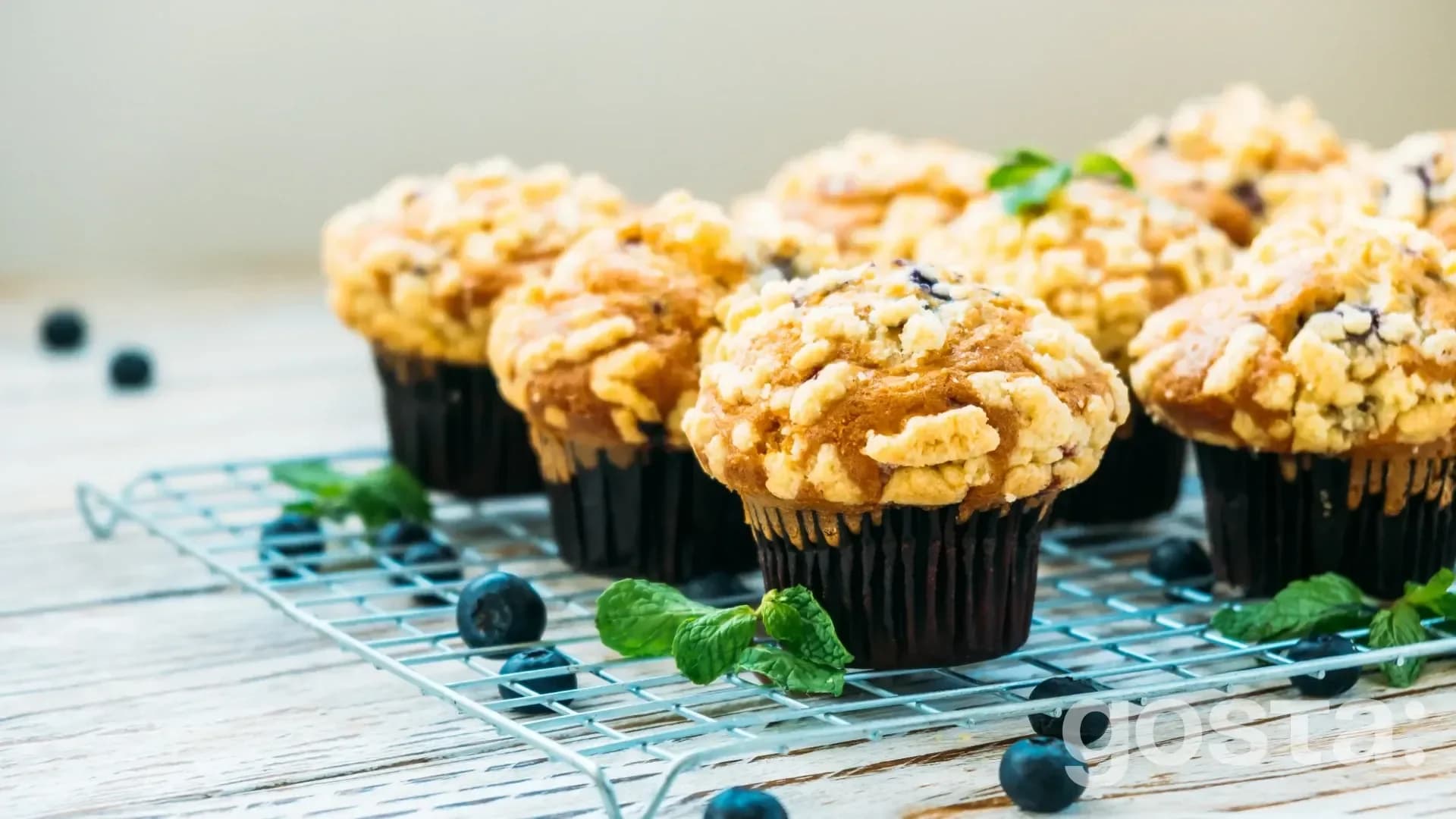 gosta natsionalnyi den vivsianykh mafiniv national oatmeal muffin day