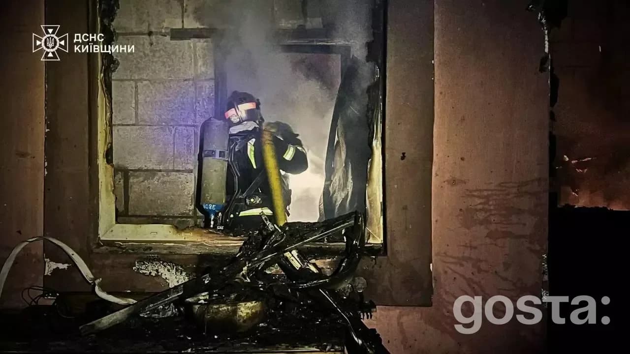 Rescuers combat fire aftermath from Russian attacks on Kyiv, highlighting the urgent response and devastation faced.